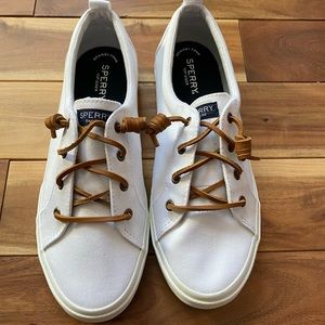 Sperry boat sneaker